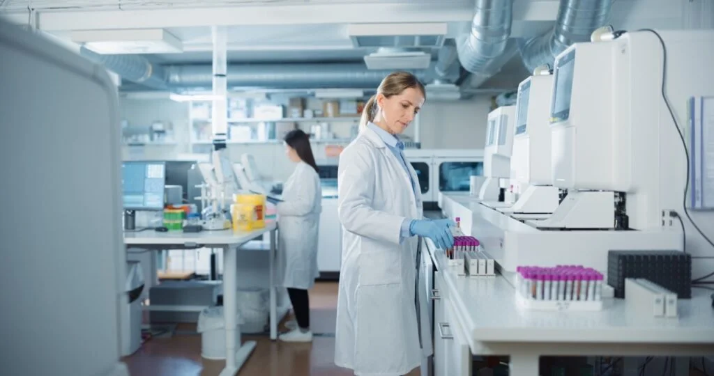 What Happens to Lab Orders During EHR Downtime and How dbtech Keeps Workflows Moving
