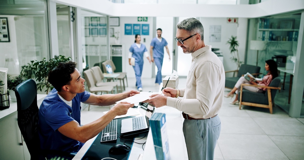 hospital IT team reviewing value-based care quality metrics impacted by EHR downtime