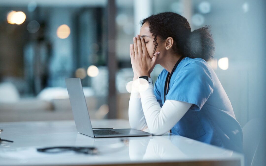 How Downtime Preparedness Affects Healthcare Worker Burnout and Staff Retention